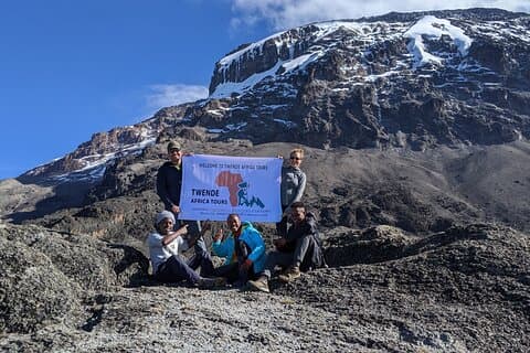 Rota de escalada Marangu de 5 dias no Kilimanjaro