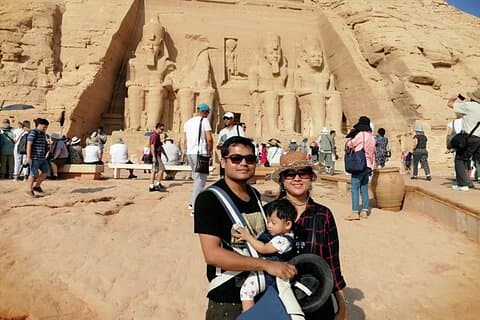 Kairo: Privates 2-tägiges Abu Simbel und Luxor mit Eintrittsgebühren & 5 * Hotel mit dem Flugzeug