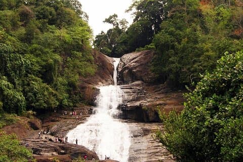 Watervallenpad bij Rathnapura