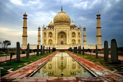 Jaipur Airport To Agra One Way Transfer in AC Vehicle