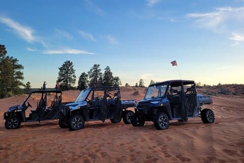 Peek-a-boo-Slot-Canyon-Tour und Sandboarding-UTV-Abenteuer