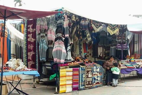 Otavalo markedstur, Cayambe, Quitsato, Peguche, Cotacachi