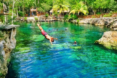 Maya Cenotes Erfarenhet med Mayaruiner eller lokalsamhälle