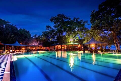 Private Taxi from Sri Lanka Airport (BIA-CMB) to Polonnaruwa Hotels