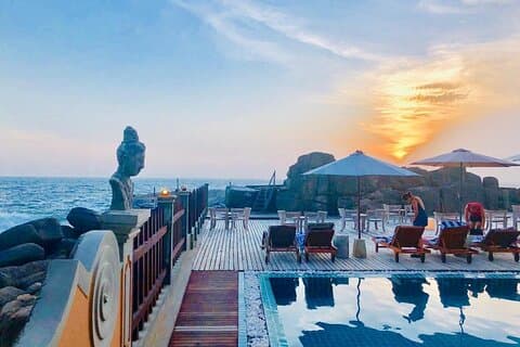 Private Taxi from Sri Lanka Airport (BIA-CMB) to Unawatuna Hotels