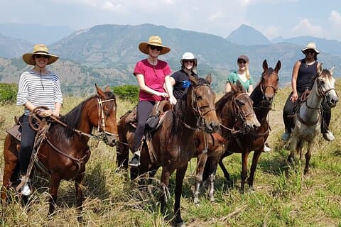 Privat ridetur rundt i Cattle Ranch fra Medellin