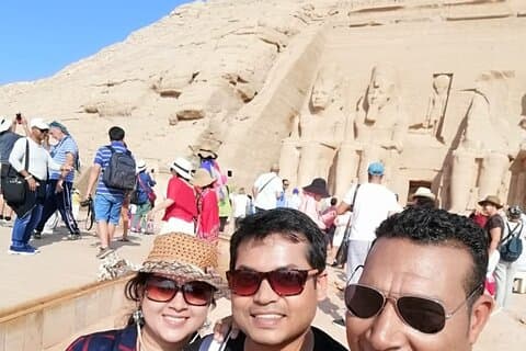Aswan: Privat dagstur med heldag til Abu Simbel-templerne
