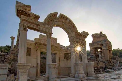 FOR CRUISERS: Skip the Line Ephesus & Shopping PRIVATE TOUR