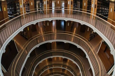 Helsinki architecture tour with a city planner