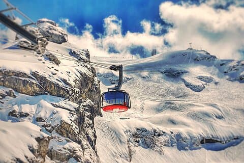 Gita di una giornata privata mondiale sul ghiacciaio del Monte Titlis da Luzern