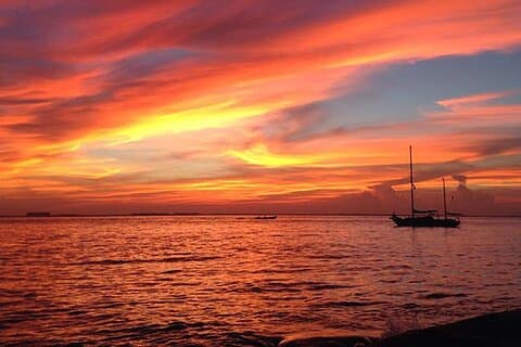 Croisière au coucher du soleil sur Isla Mujeres et visite de Cancun