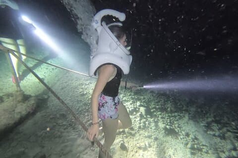 Sea Trek Underwater Night Dive Experience i Cozumel