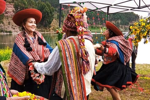 Mariage andin dans la Vallée Sacrée