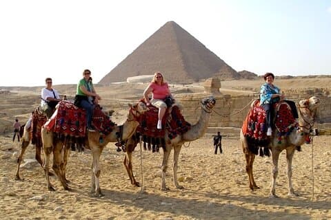 Demi-journée tout comprisVisite privée des pyramides de GizehDéjeuner Sphinx Ticke