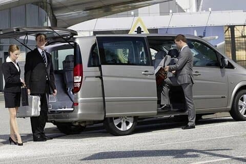 Transfert privé de l'aéroport Sabiha Gökcen à l'aéroport d'Istanbul