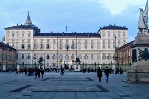 Turín: visita guiada al Palacio Real y visita a la ciudad