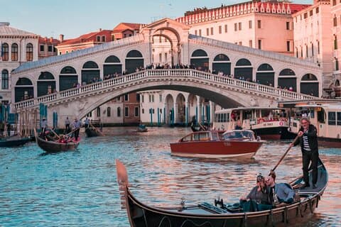 Privat hemlig Venedig-tur; Rialtomarknad, San Polo & mat- och vinprovning