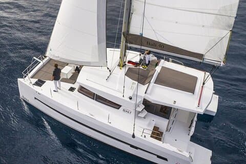 Santorini Luxury Katamaran Private Cruise