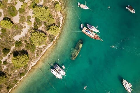 Passeio de barco privado para as ilhas Brac e Solta: itinerário não turístico