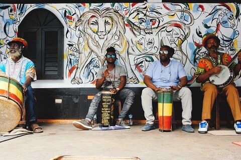 Tour privato del mausoleo di Bob Marley con polpette di manzo giamaicano