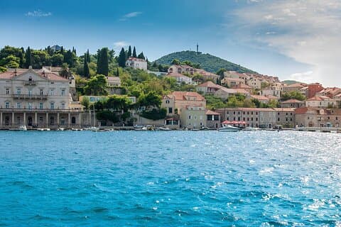Private Transfer from Dubrovnik to Makarska with 2h Sightseeing, local driver