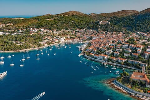 Udforsk Hvar, Brac og Solta på den private bådtur - unik oplevelse