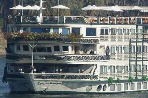 Exclusive nile cruise aswan to luxor