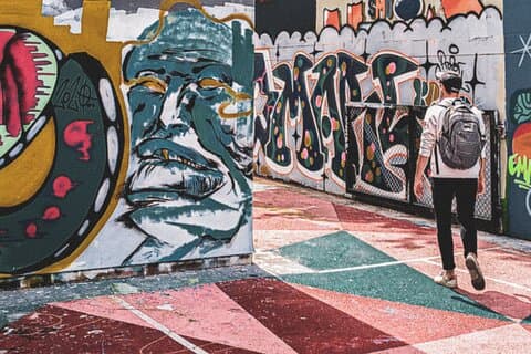 Recorrido a pie por la música autoguiado de Brixton: guiado por un historiador