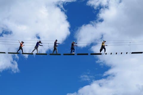 Via Ferrata med Zipline Experience i Lijiang