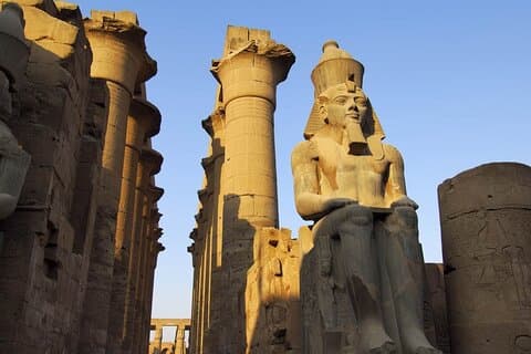 Increíble tour de un día a Luxor desde El Cairo en avión