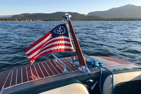 Alpenglow: Private Lake Tahoe Day Cruise (2 timer)