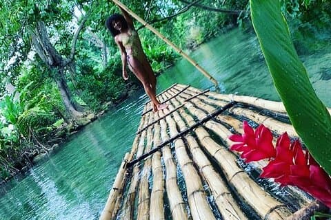 Blue Hole, Secret Falls e Bamboo Rafting Tour Privado