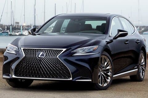 Transfer privato: Da Hong Kong per Aeroporto HKG in Business Car