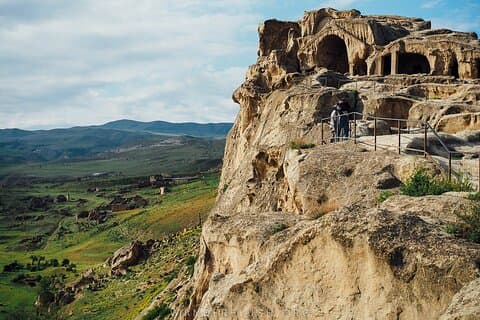 Excursão privada de dia inteiro nas cavernas de Mtskheta Jvari Gori Uplistsikhe