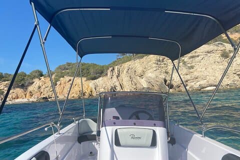 Aluguel de barcos na costa de Santa Ponsa