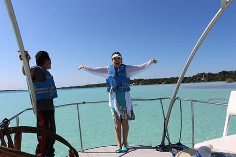 Heldags privat bådtur i Bacalar og Blue Cenote