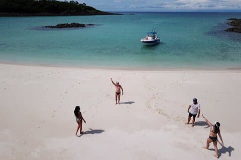 Pêche privée et saut d’île – 27ft Proline | Pearl Islands