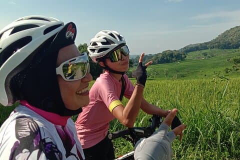 Tour por el pueblo ciclista Kulonprogo