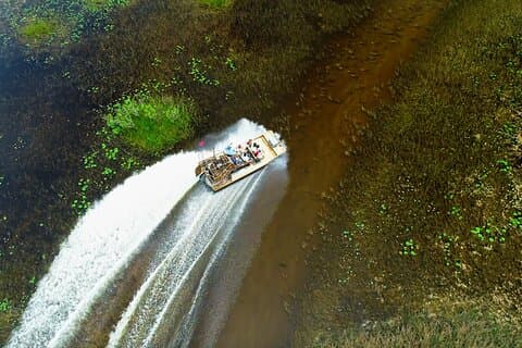 60 min. Everglades Airboat ride & pick-up ,small group +pro guide