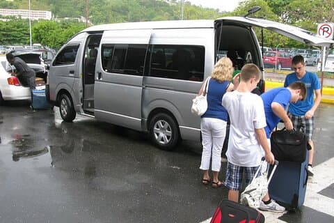 Grand Palladium Private Transfers vom Flughafen MBJ