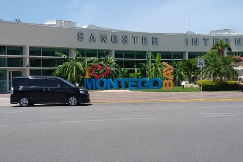 Privat rundrejse lufthavnstransport fra Montego Bay til Ocho Rios
