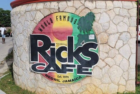 Rick's Cafe Cliff Diving and Sunset