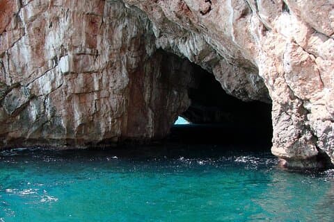 Halvdags privat tur til Boka Bay og Blue Cave fra Kotor