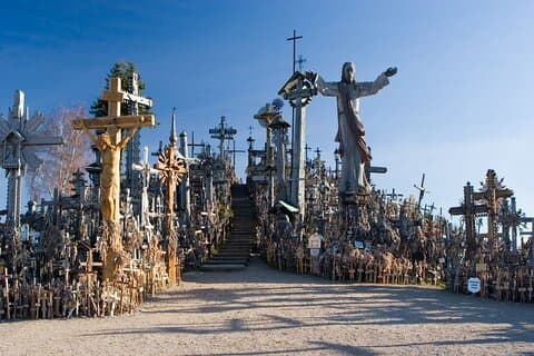 Från Vilnius: Privat dagstur till Hill of Crosses & Kleboniskes