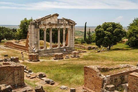 Tour privato di un giorno di Apollonia e Berat da Tirana o Durazzo