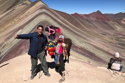 Privat opplevelse Vinicunca Rainbow Mountain hel dag fra Cusco