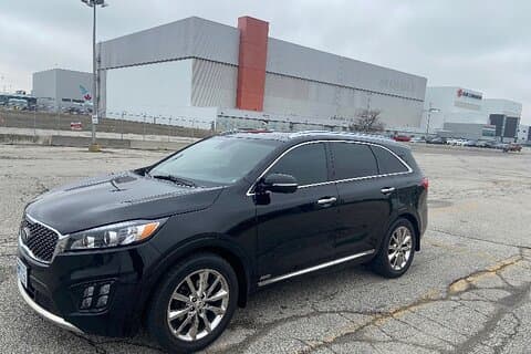 Private Transfer - Toronto Pearson Airport to and from London Ontario