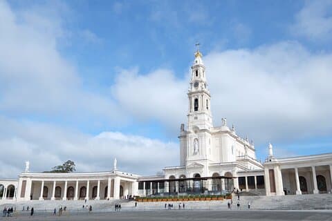 Tour privado de medio día en Fátima desde Lisboa