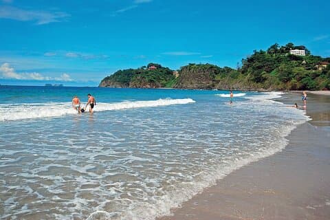Shuttle vom Flughafen San Jose nach Playa Conchal und Playa Flamingo