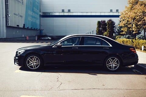 Departure Transfer: Charlotte to Charlotte Douglas Airport CLT in Business Car